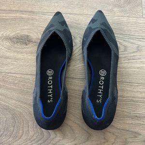 Rothy’s Pattern Point Toe Flats, Gray Camo Pattern - Size 10.5